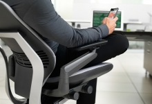 Gesture_chair_13-0004210.jpg