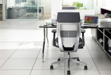 Gesture_chair_13-0004196.jpg